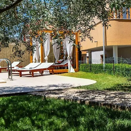 Villa L L Sikici By Istrialux