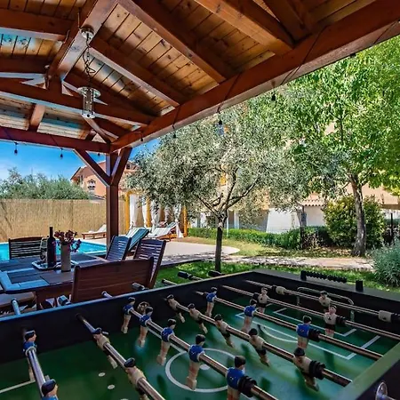 L L Sikici By Istrialux Villa Pula