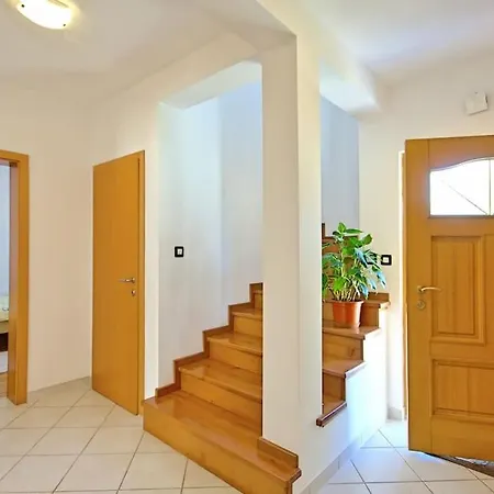 L L Sikici By Istrialux Villa *