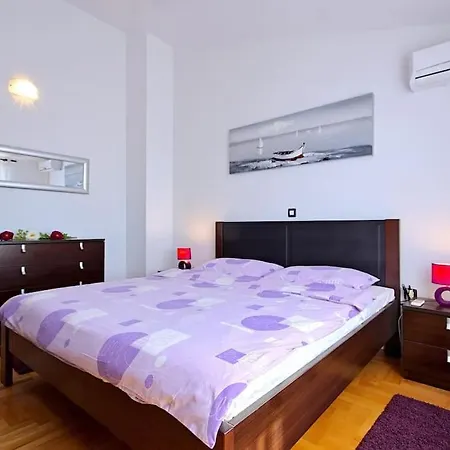 L L Sikici By Istrialux * Pula