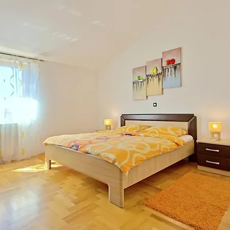 Villa L L Sikici By Istrialux *