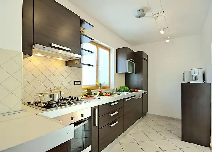 L L Sikici By Istrialux Willa